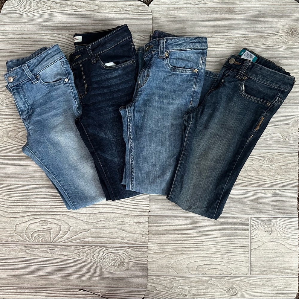 Girls Jeans Lot of 4 Old Navy, Levi’s, Jumping Beans, So Size 10